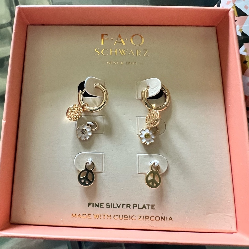 FAO Schwarz Kids' Silver baby hoops Earrings Set